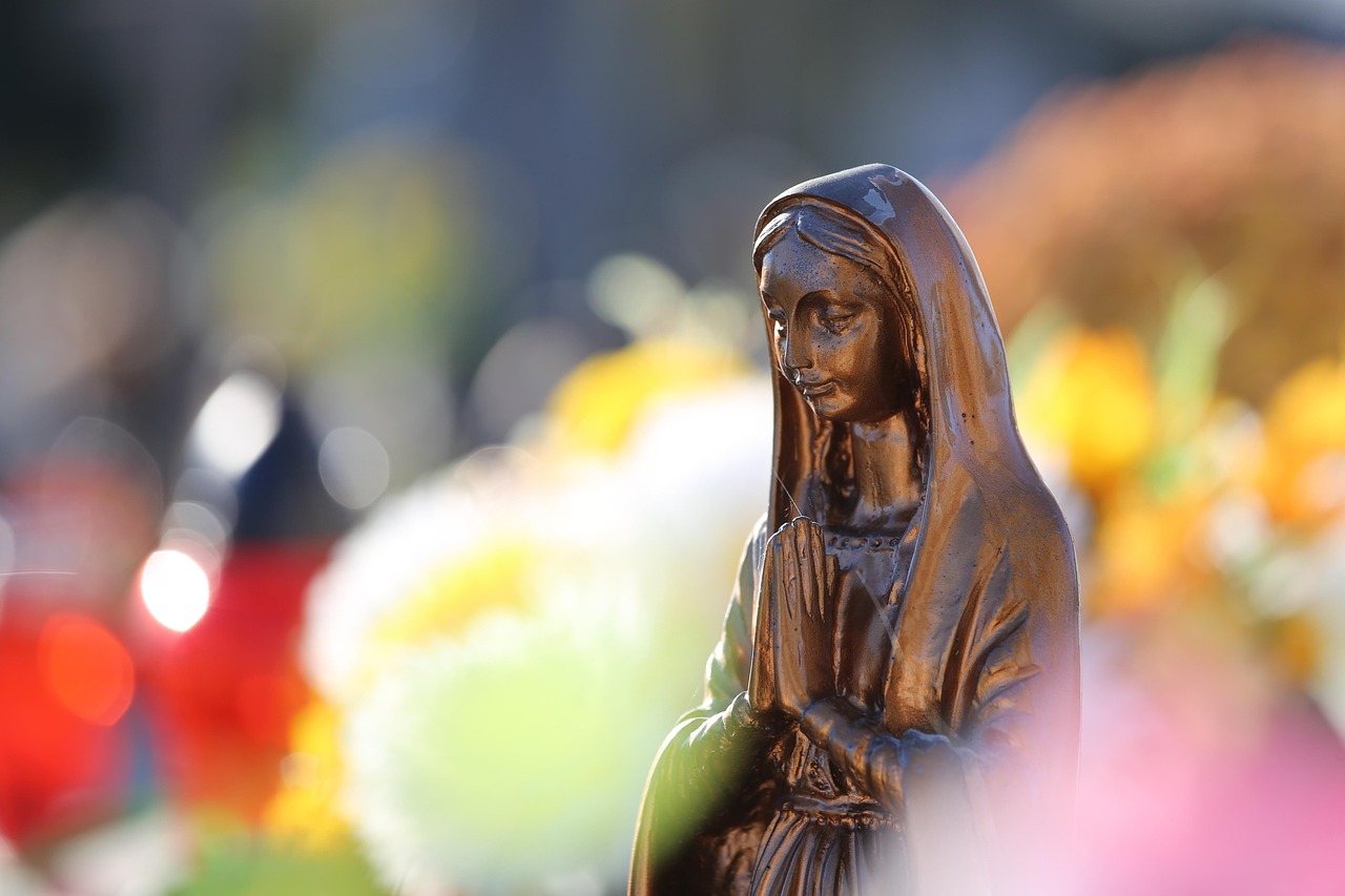 Image - virgin-mary-statue-7563021_1280.jpg